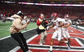 He also caught 17 touchdown passes. Alabama Stuns Georgia In Overtime To Win Fifth National Title In Nine Seasons The Mitchell Republic