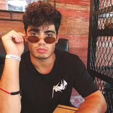 Pop singer from los angeles. Emery Kelly Age Career Net Worth Relations Dating Break Up The X Factor Lab Rats