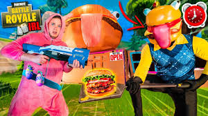 Papa jake does a fortnite in real life vs apex legends irl challenge. Fortnite 24 Hour Durr Burger Box Fort Challenge Vs Zombies Nerf Battle Youtube