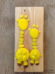 We can make a lot of craft by observing animals in nature. 15 Super Fun Giraffe Themed Crafts