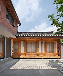 Contemporary Home With Korean Hanok