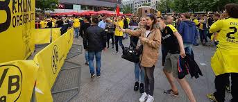 bvb fans in berlin eine party namens