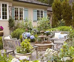 16 Gorgeous Gravel Patio Ideas