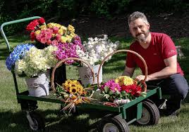 Fred's flowers will deliver flowers right to your door. Phoenix Florist Phoenix Az Flower Delivery Avas Flowers Shop