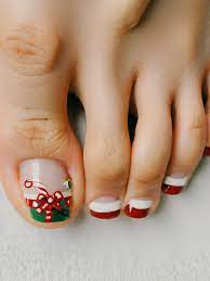 25 fun christmas toe nail designs to