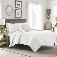 When And Where To Use Bedding Bedspreads