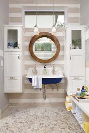 White Bathroom Cabinets Design Ideas