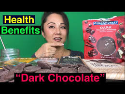asmr eating healthy dark chocolate