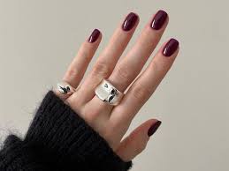 20 burgundy nail ideas that bring