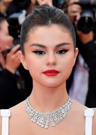selena gomez cannes makeup is old
