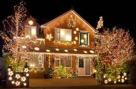 hanging holiday lights on your roof
