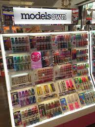retail display in beauty