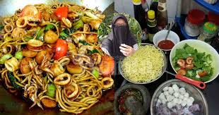 / ˌ n ɑː s i ɡ ɒ ˈ r ɛ ŋ /) refers to fried rice in both the indonesian and malay languages. Mee Goreng Basah Sedap Tak Guna Garam Gula Serbuk Perasa Mingguan Wanita