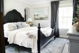 10 small bedroom ideas to make your