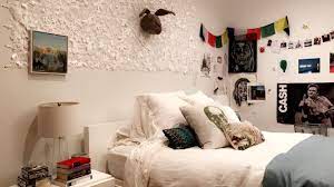 6 diy dorm decorating tips