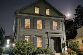 Lizzie Borden House What It S Like To