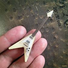 clic white miniature guitar pin