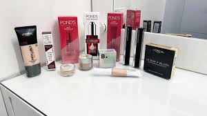 giveaway alert makeup set and skincare