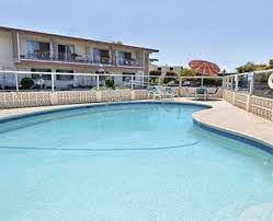 Oceana inn santa cruz offers guests an array of room amenities including air conditioning, and getting online is possible, as free wifi is available. Hotel Oceana Inn Santa Cruz Santa Cruz Trivago Com