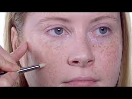 how to foundation for freckled skin