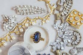 how to clean antique jewelry
