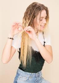 Create an edgy style by braiding part of your hair and allowing the rest to remain wild with natural waves. Heatless Hair Princess Waves Howtowear Fashion