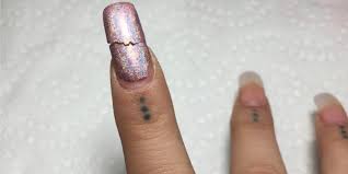 why do acrylic nails hurt 4 reasons