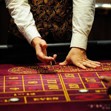Why Do Casinos Rotate Dealers? - Borgata Online