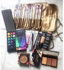 makeup kit with 12 brushes