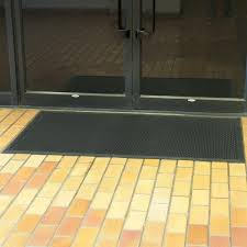 rubber cal duraser linear commercial rubber entrance door mat 3 8 in x 36 in x 60 in black