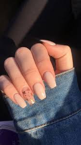 People tend to confuse acrylic nails with fake nails. Pin On Nails