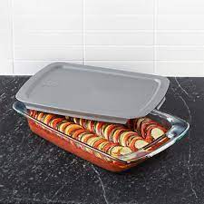 Pyrex Rectangular Baking Dish With Lid