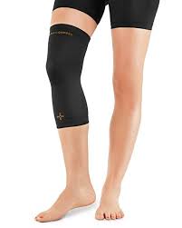 Tommie Copper Womens Recovery Refresh Knee Sleeve