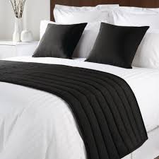 Comfort Simplicity Bed Runner Black