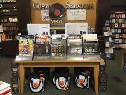Bned today announced findings from conversations with gen z: Barnes Noble To Introduce Vinyl Day In Its Stores Goldmine Magazine Record Collector Music Memorabilia