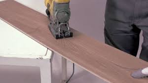 how to cut laminate flooring best