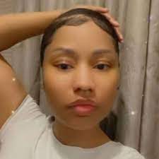 nicki minaj s no makeup natural hair