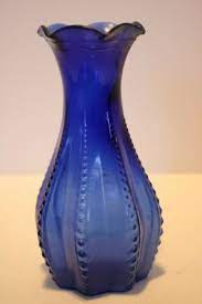 Vitnage Deep Blue Glass Vase Star