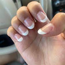 nail salons open late in kansas city