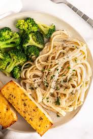 quick and easy fettuccine alfredo for