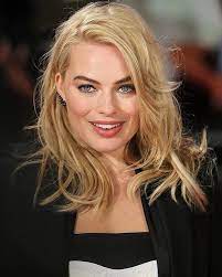 Margot robbie is an australian actress who has a net worth of $26 million. Margot Robbie Page Margot Robbie Hot Margot Robbie Margrot Robbie