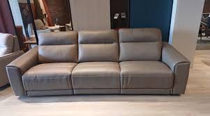 cellini sofa kulit bermotor grande