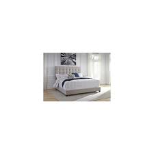 Dolante Queen Upholstered Bed B130 581