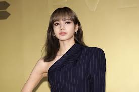 In march 2019, lisa signed her first solo endorsement deal when she became. Oh No What Rumors About Lisa Leaving Blackpink Band Is It True Find Out Iwmbuzz