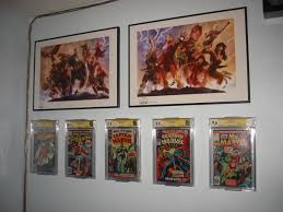 19 Collector Mounts Comic Book Wall