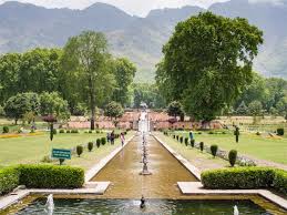 beautiful botanical gardens of india