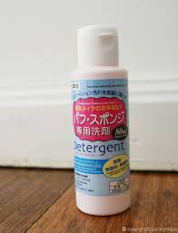 daiso sponge cleaner for squeaky clean