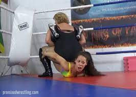 Hd full female wrestling intense belinda vs shelly boston crab women. Promixedwrestling Com Women Who Wrestle On Twitter Which Is Your Favourite Rt For Boston Crab For Camel Clutch