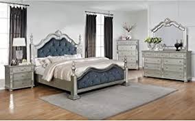 Our mirror bedroom sets go with any style you want to achieve, as well as gold mirrored bedroom furniture. Amazon Com Mirrored Bedroom Furniture Set