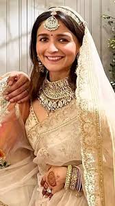 bride alia bhatt s wedding makeup